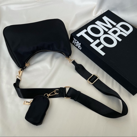 Season’s label Handbags - 🆕 In Style Crossbody Bag — Black